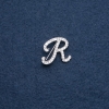 بروش حرف بادئة "R" 26×26مم لون المعدن "فضي"